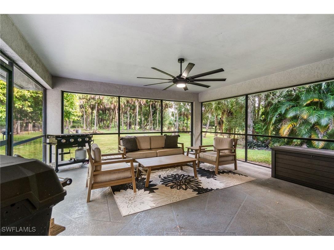 640 13th Street NW Naples FL 34120 225075766 image28