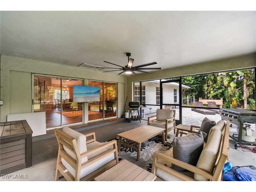 640 13th Street NW Naples FL 34120 225075766 image30