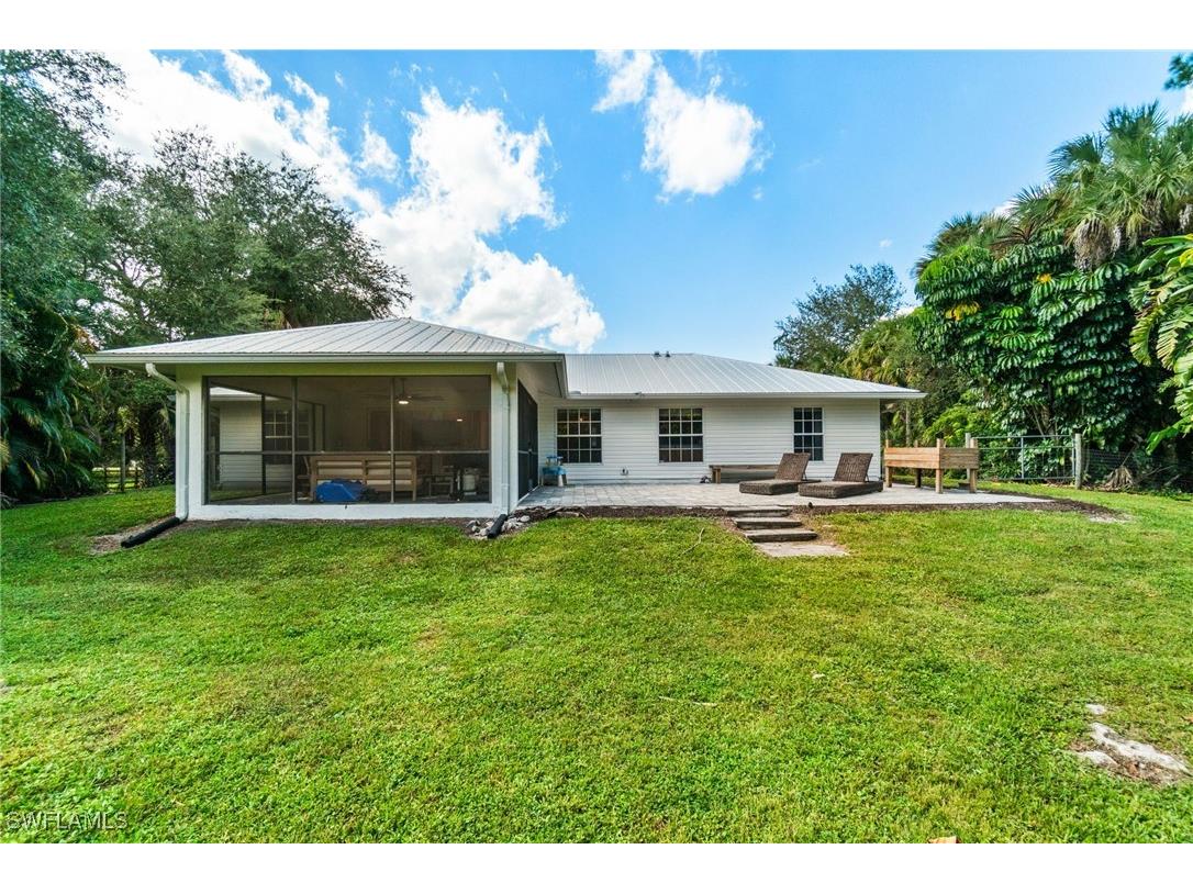 640 13th Street NW Naples FL 34120 225075766 image32