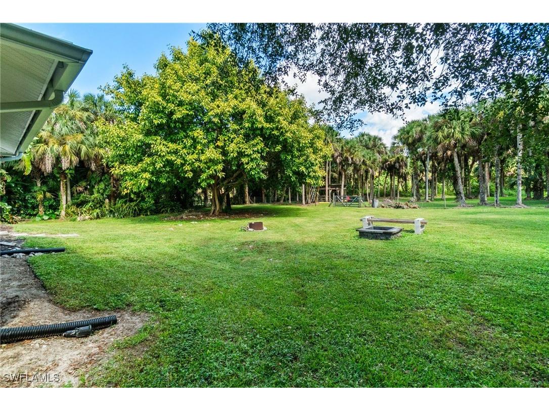 640 13th Street NW Naples FL 34120 225075766 image35