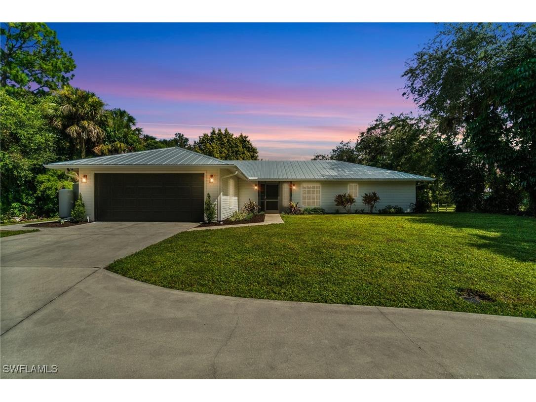 640 13th Street NW Naples FL 34120 225075766 image4