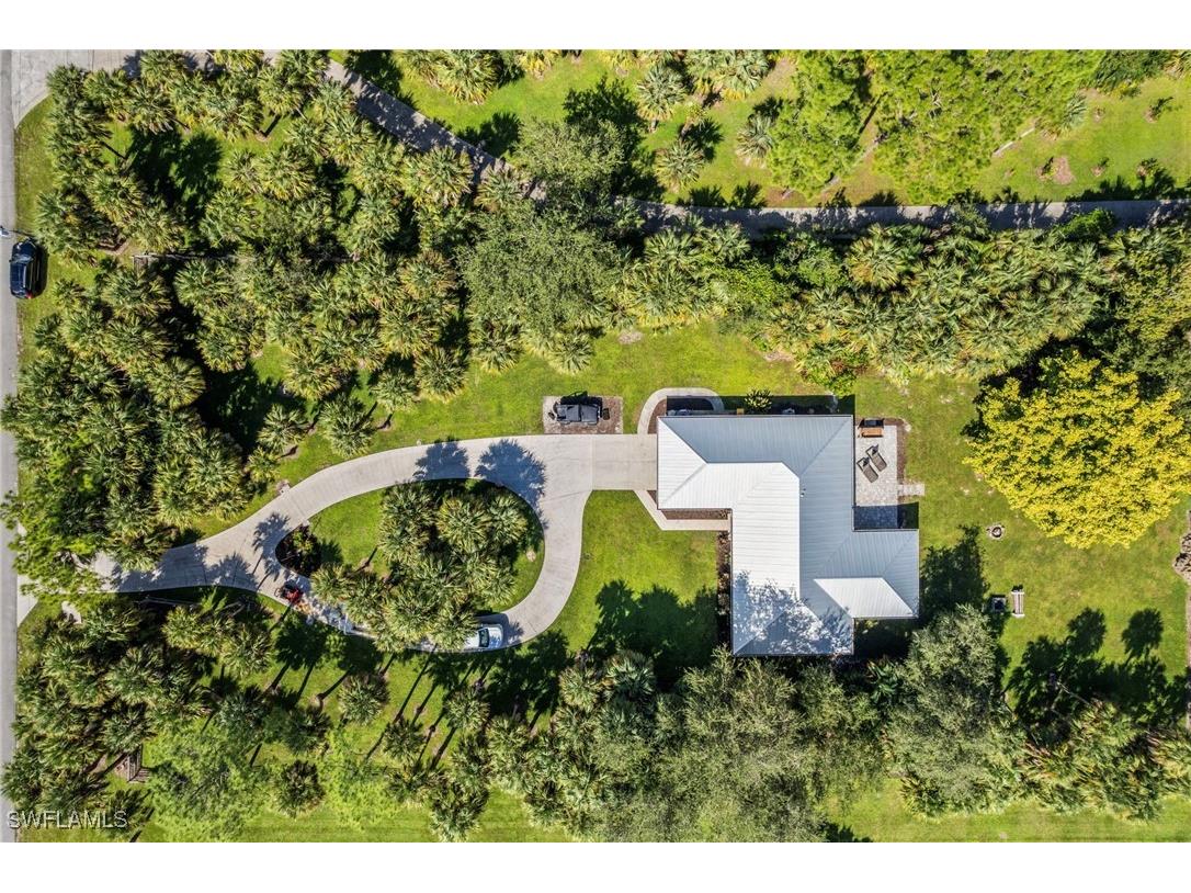 640 13th Street NW Naples FL 34120 225075766 image41