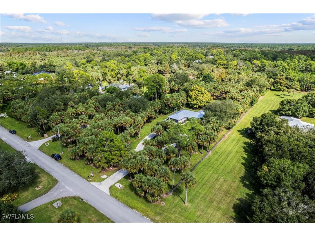 640 13th Street NW Naples FL 34120 225075766 image42