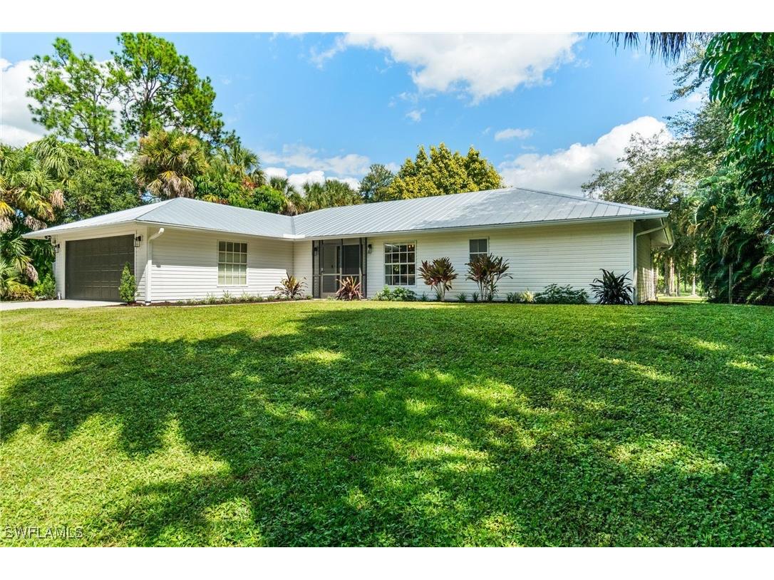 640 13th Street NW Naples FL 34120 225075766 image6