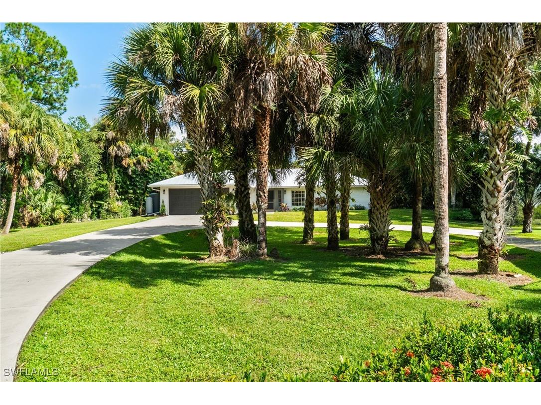 640 13th Street NW Naples FL 34120 225075766 image7