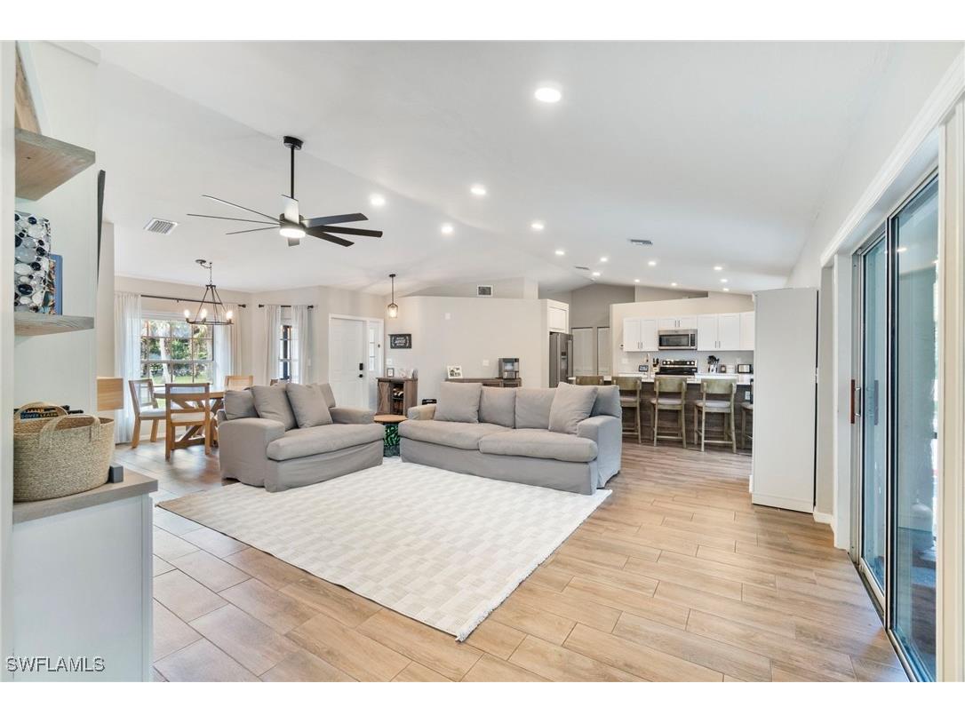 640 13th Street NW Naples FL 34120 225075766 image8