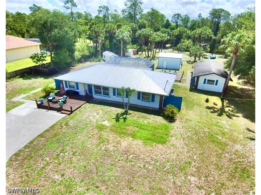 640 27th Street SW Naples FL 34117 226008819 image1