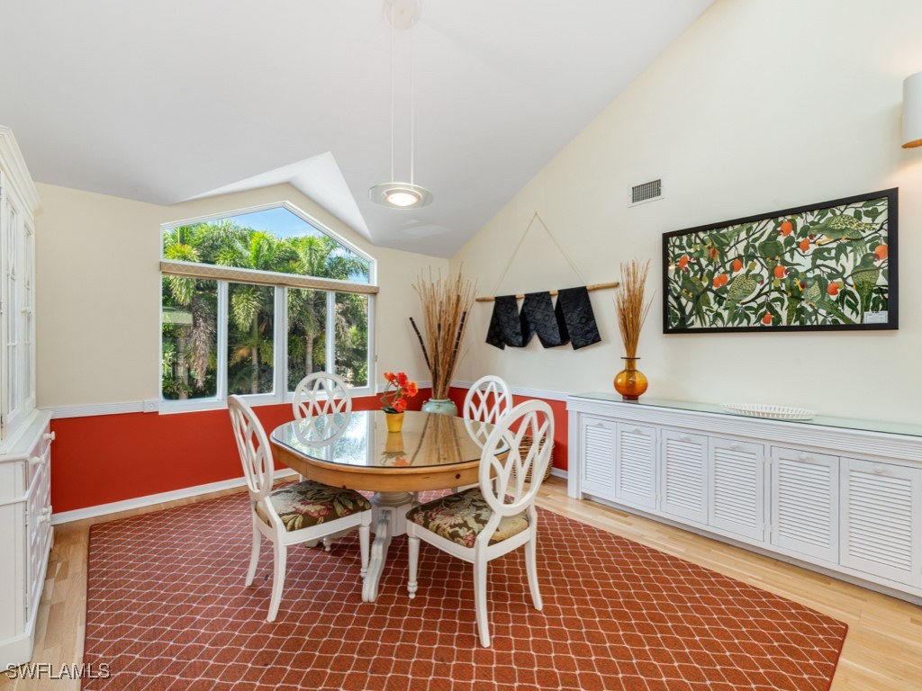 640 2nd Street S #2 Naples FL 34102 225072211 image10