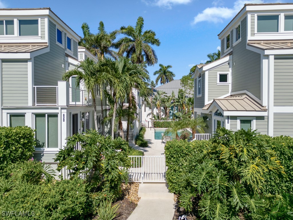 640 2nd Street S #2 Naples FL 34102 225072211 image19
