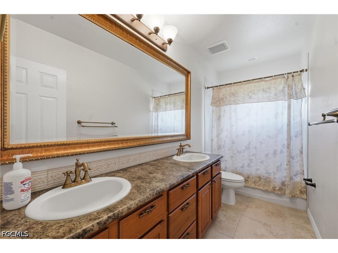 640 Clancy Street E Lehigh Acres FL 33974 2026022147 image18