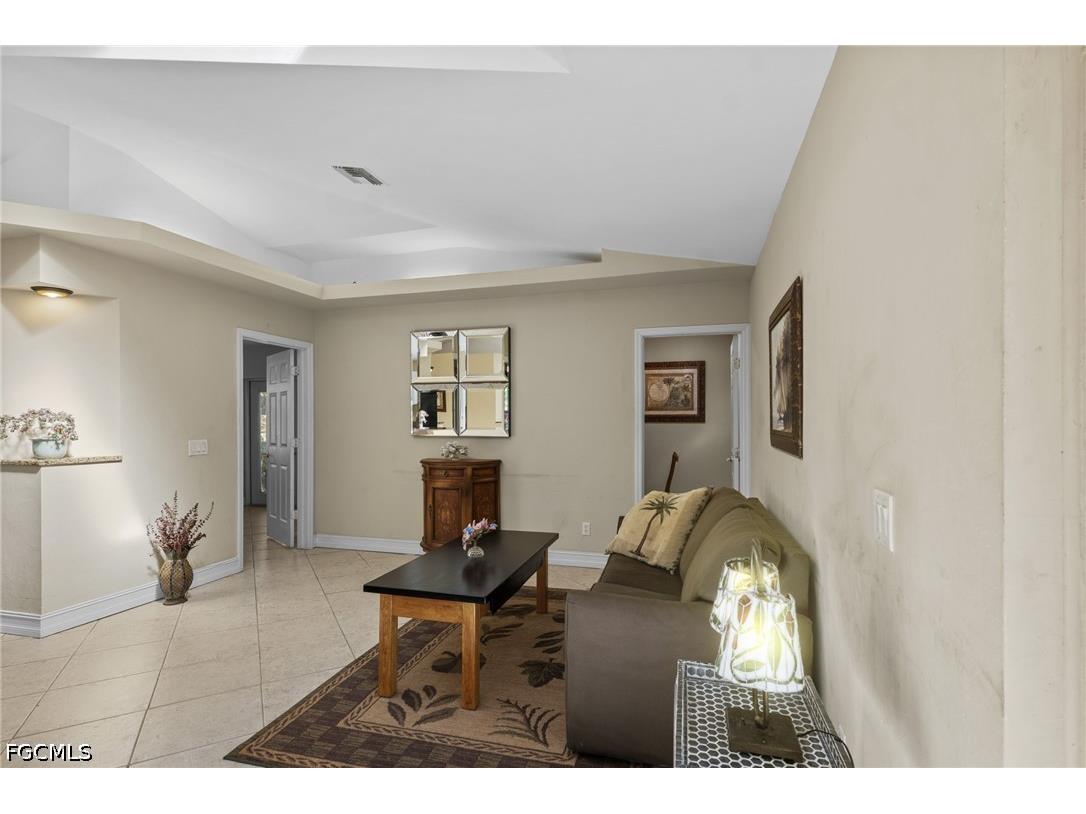640 Desoto Boulevard S Naples FL 34117 2026014704 image5