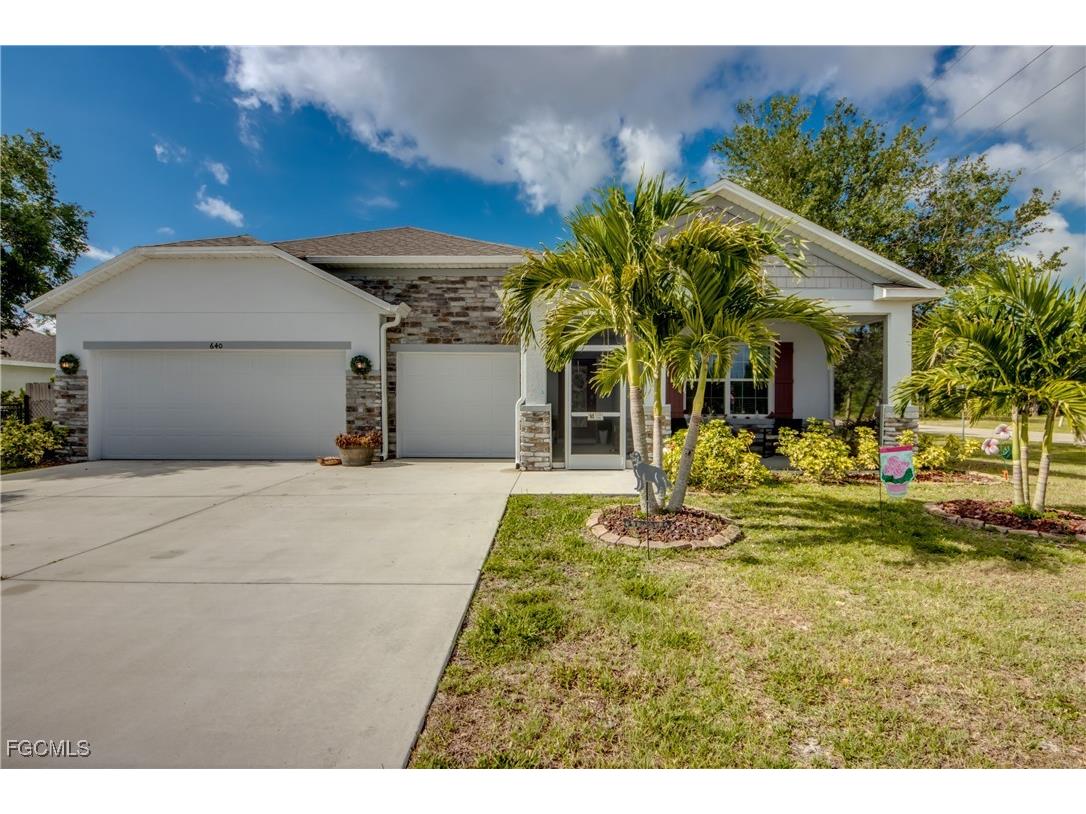 640 Encarnacion Street Punta Gorda FL 33983 2025007602 image1