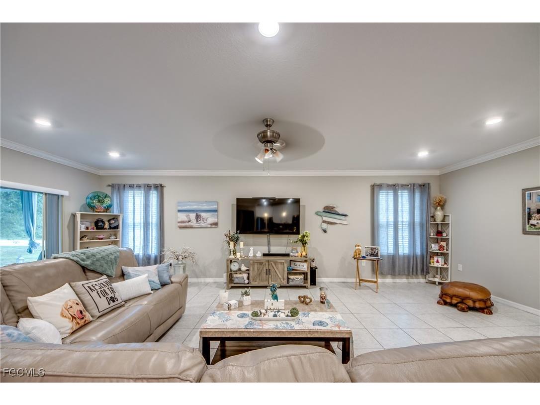 640 Encarnacion Street Punta Gorda FL 33983 2025007602 image10