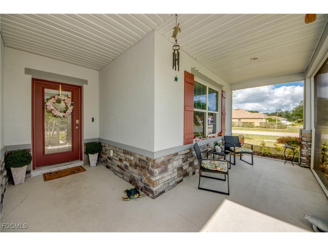 640 Encarnacion Street Punta Gorda FL 33983 2025007602 image3