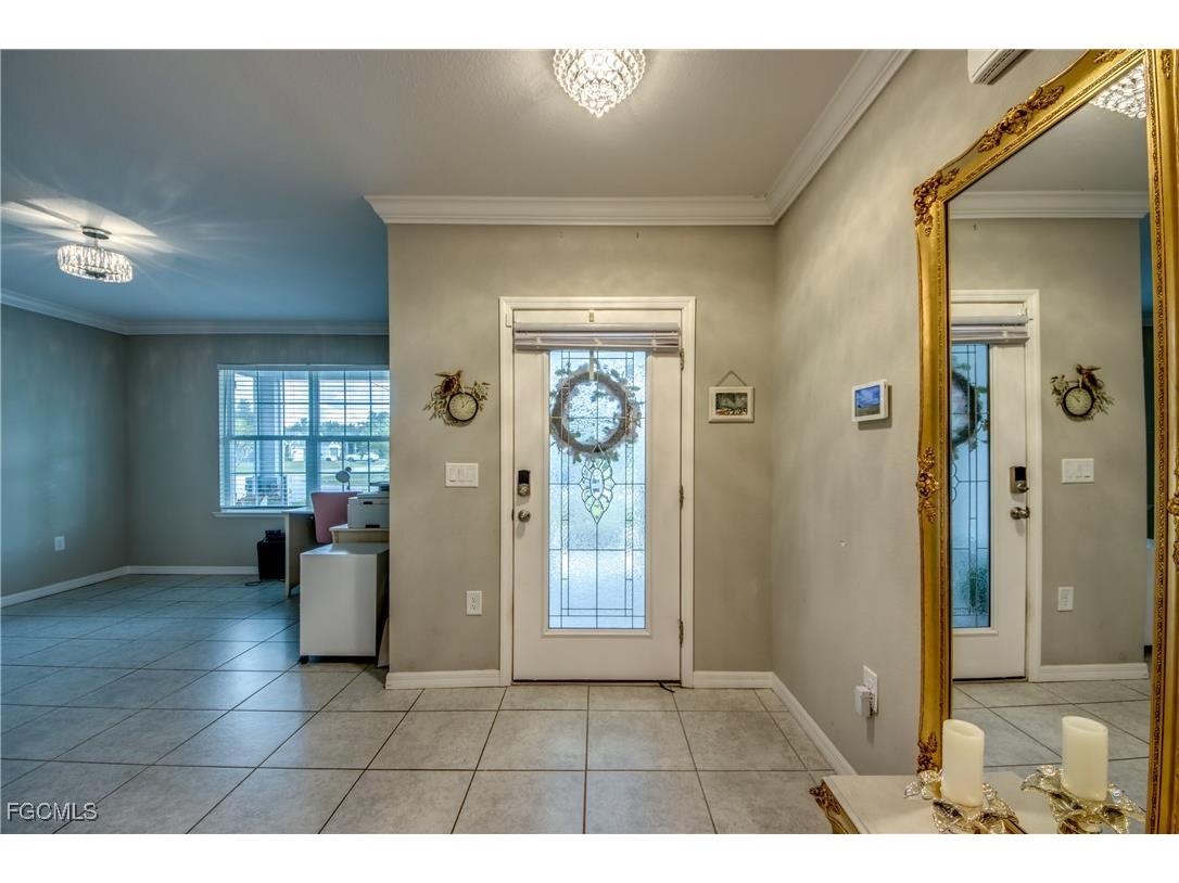 640 Encarnacion Street Punta Gorda FL 33983 2025007602 image4