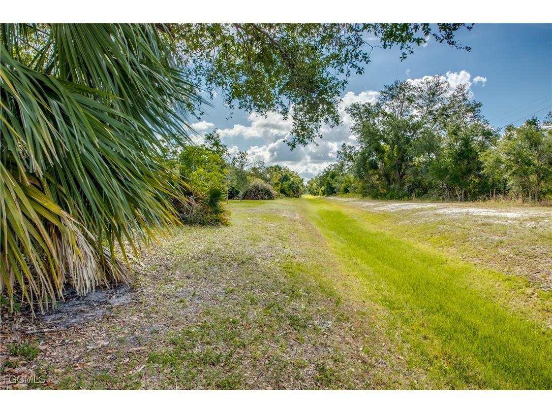 640 Encarnacion Street Punta Gorda FL 33983 2025007602 image40