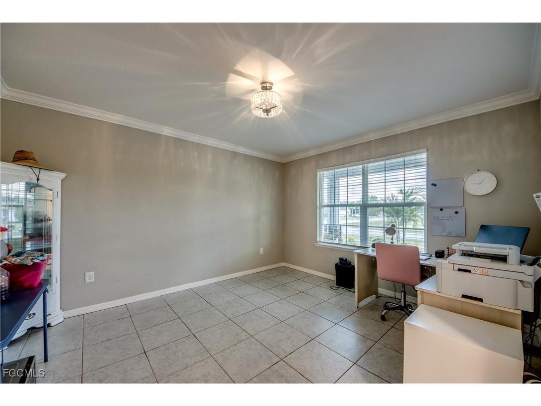 640 Encarnacion Street Punta Gorda FL 33983 2025007602 image5