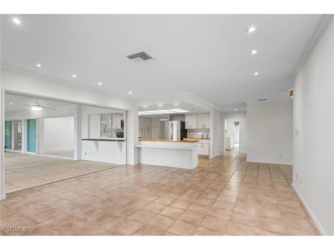 640 Jacana Circle Naples FL 34105 2025025621 image13