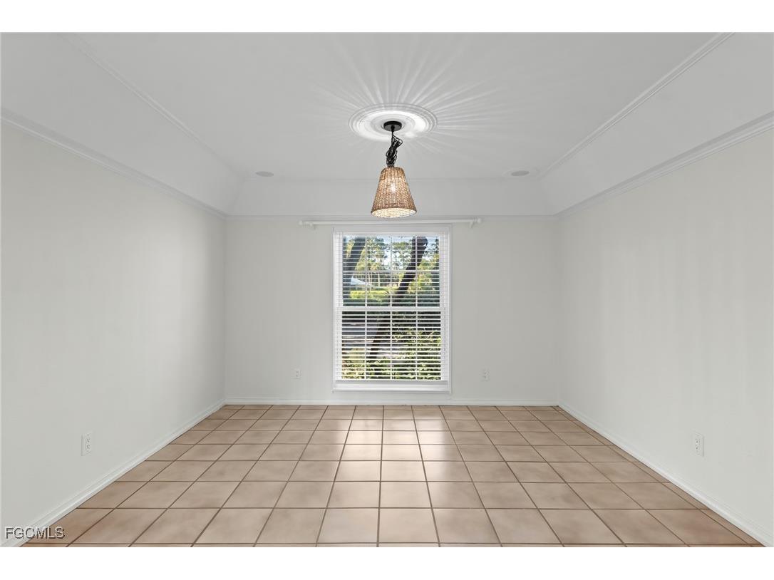 640 Jacana Circle Naples FL 34105 2025025621 image18