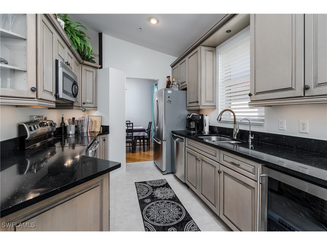 640 Lalique Circle #405 Naples FL 34119 226000313 image10