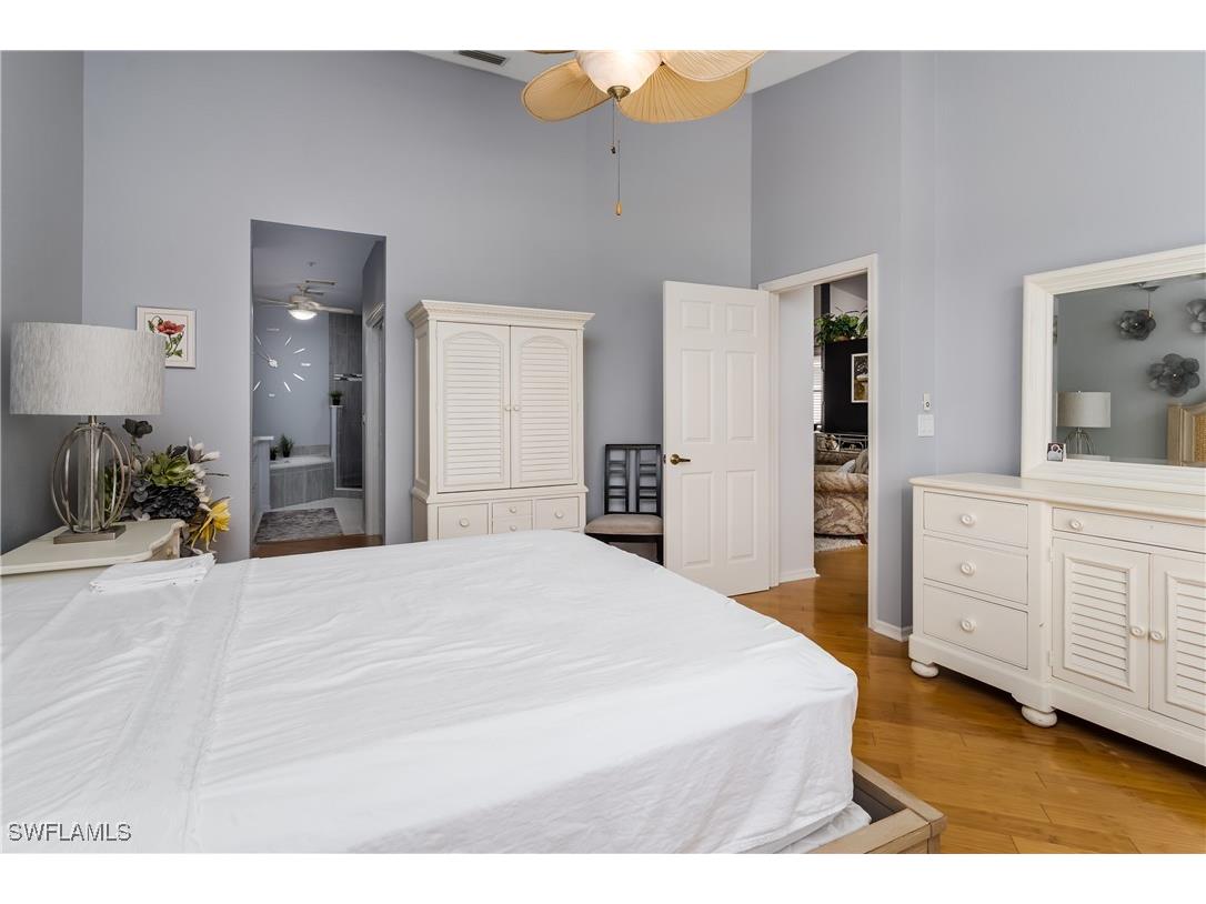 640 Lalique Circle #405 Naples FL 34119 226000313 image19