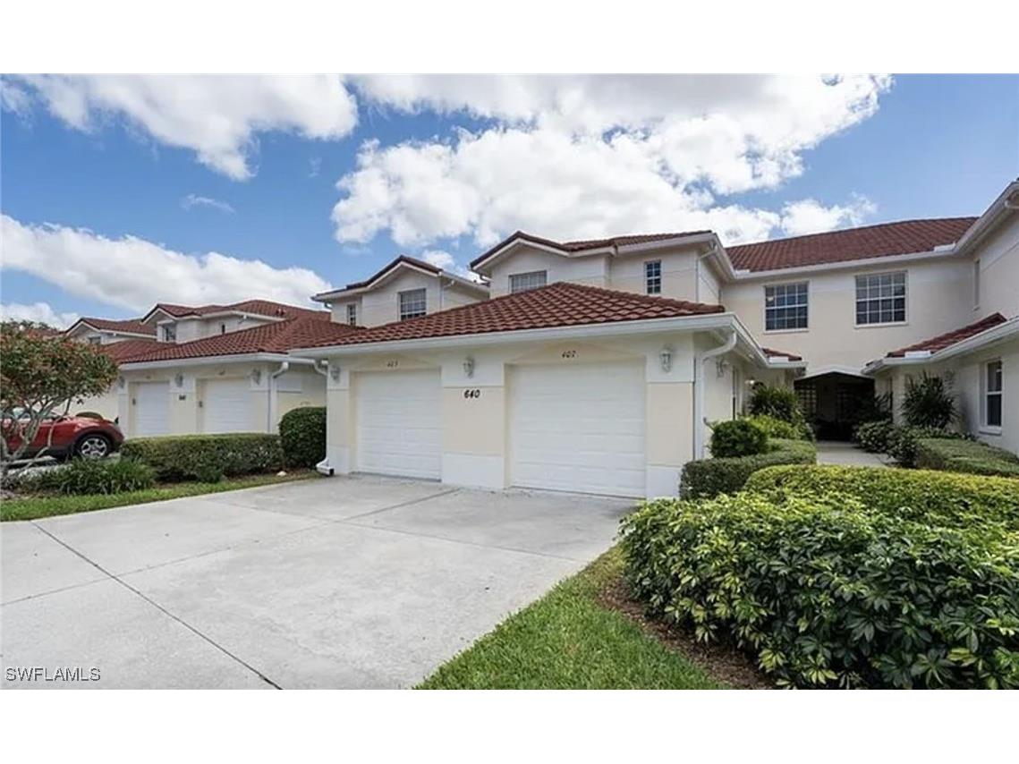 640 Lalique Circle #407 Naples FL 34119 226000653 image1