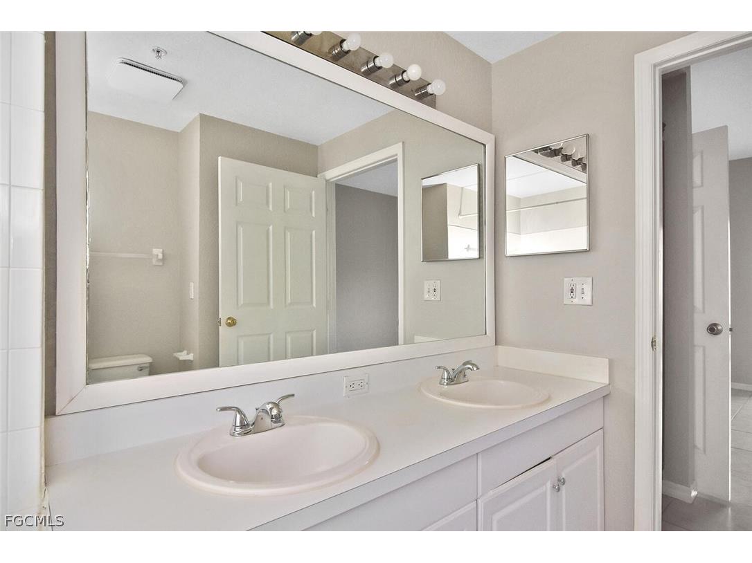 6400 Aragon Way #108 Fort Myers FL 33966 2026002440 image14