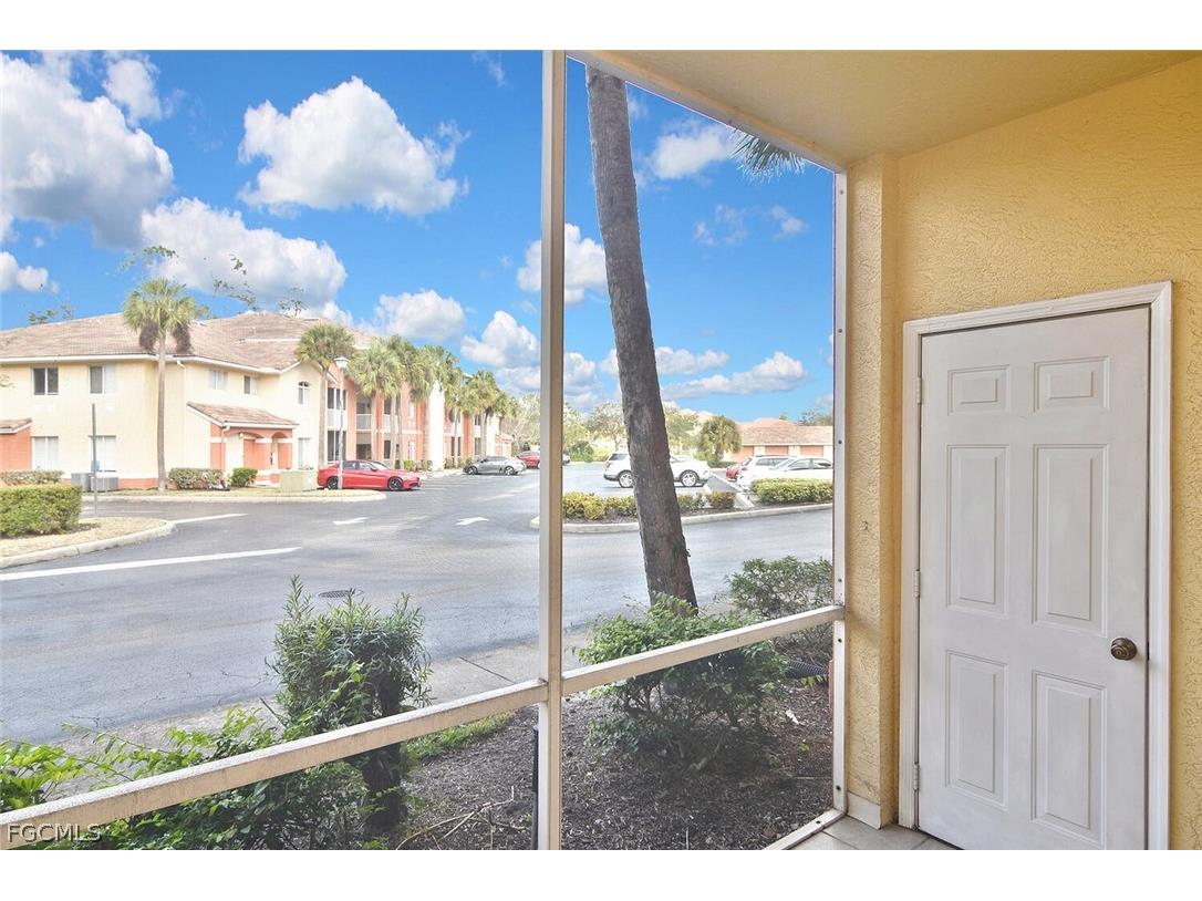 6400 Aragon Way #108 Fort Myers FL 33966 2026002440 image24