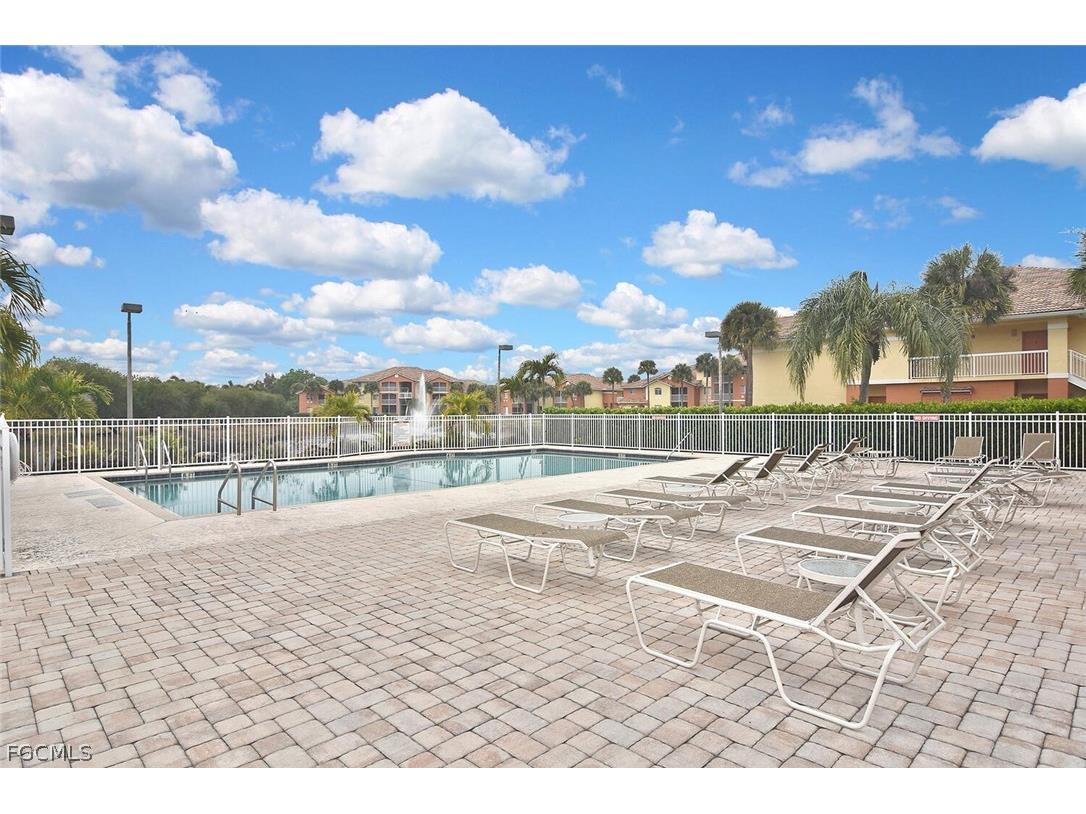 6400 Aragon Way #108 Fort Myers FL 33966 2026002440 image27