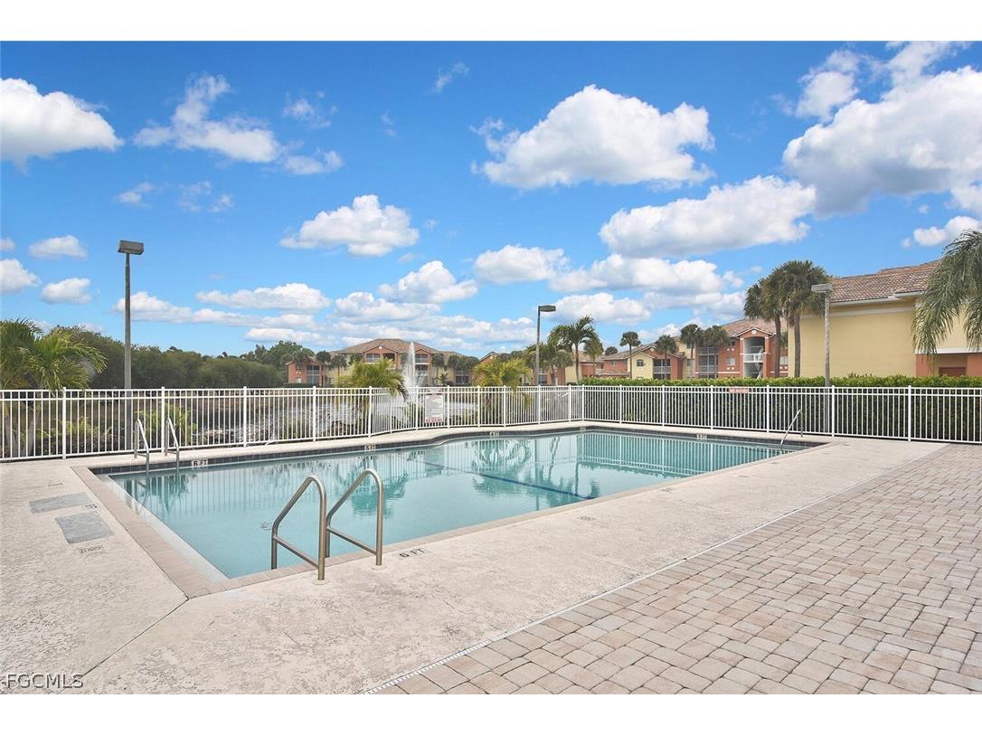 6400 Aragon Way #108 Fort Myers FL 33966 2026002440 image29
