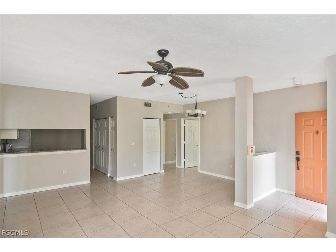 6400 Aragon Way #108 Fort Myers FL 33966 2026002440 image3