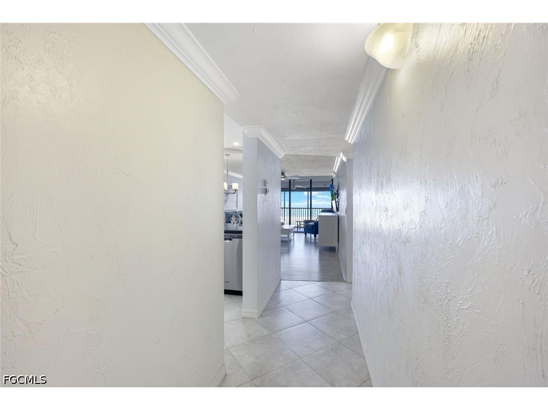 6400 Estero Boulevard #402 Fort Myers Beach FL 33931 2026018753 image3