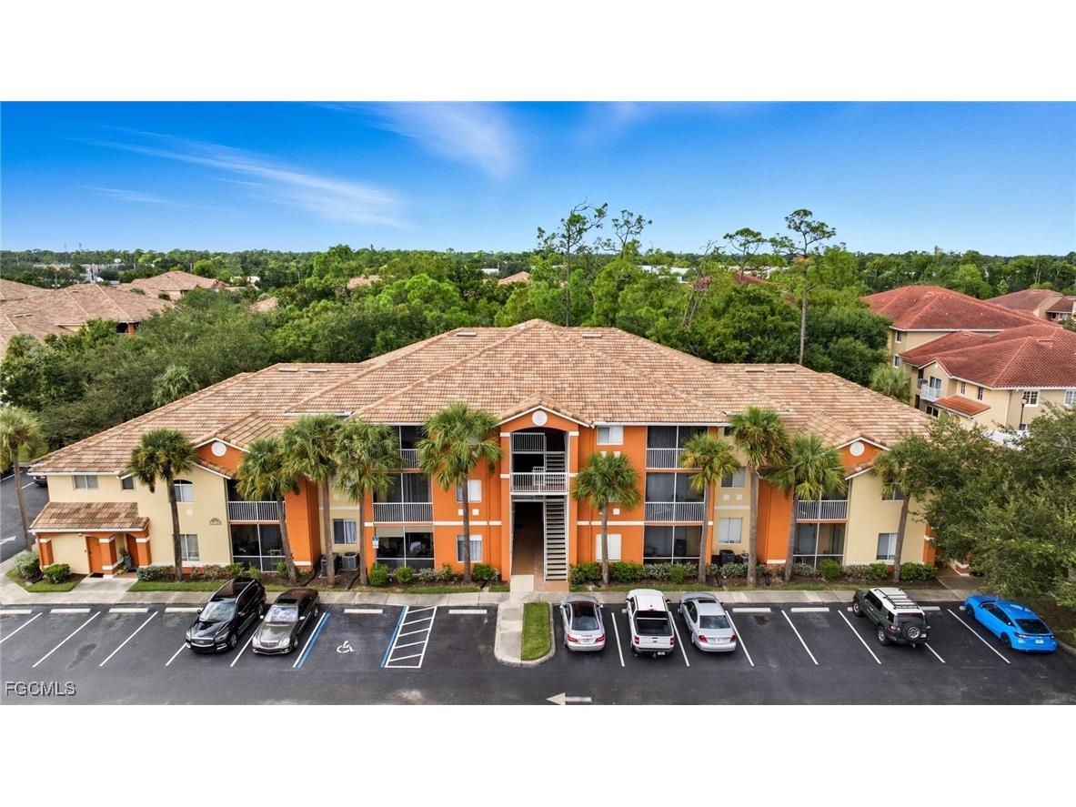 6401 Aragon Way #103 Fort Myers FL 33966 2025013527 image30