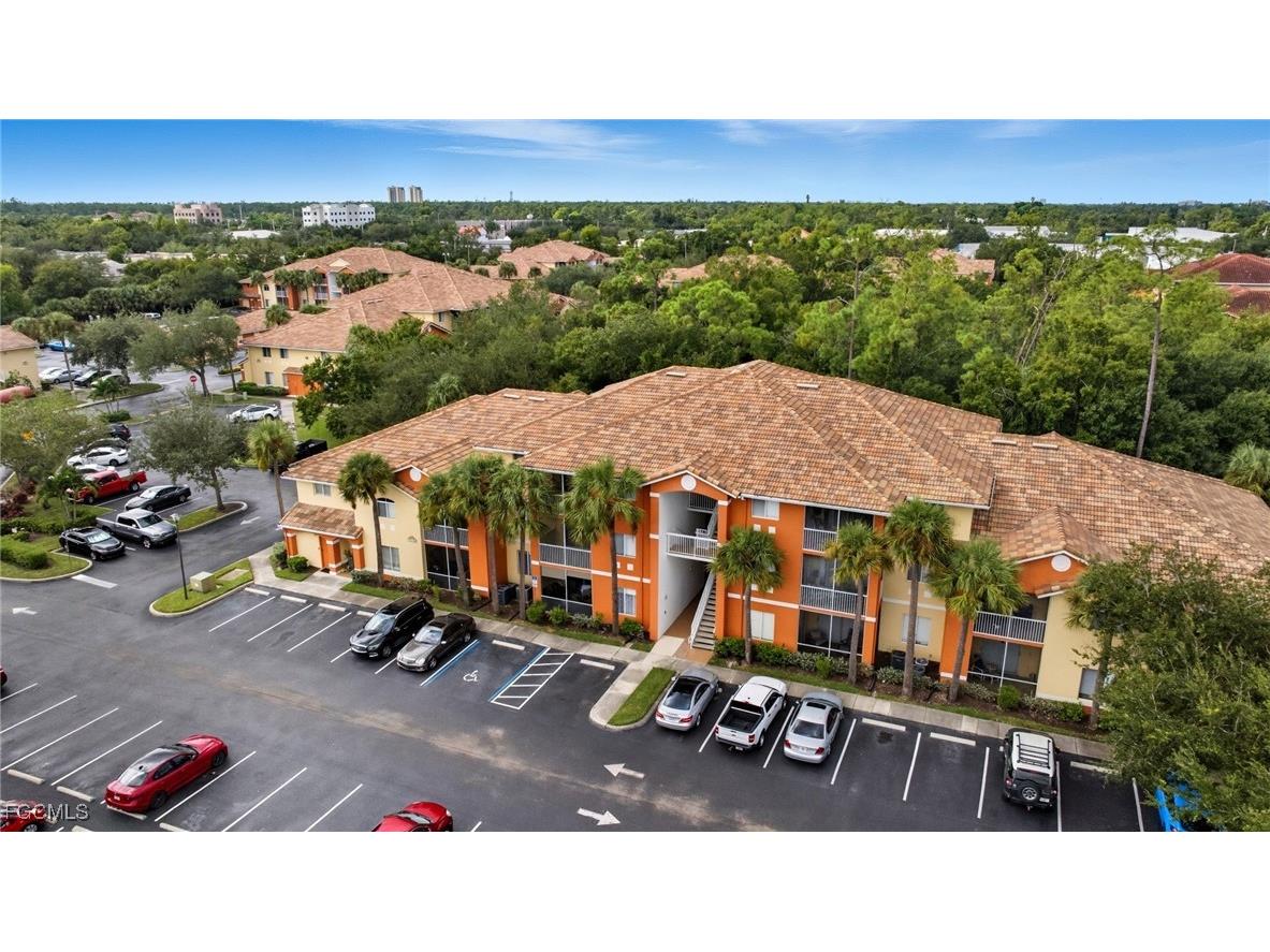 6401 Aragon Way #103 Fort Myers FL 33966 2025013527 image32