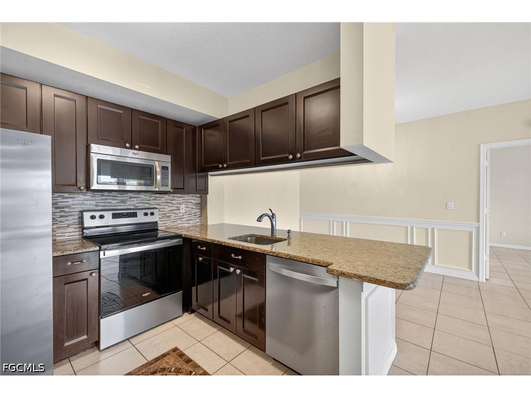 6401 Aragon Way #106 Fort Myers FL 33966 2026021297 image5