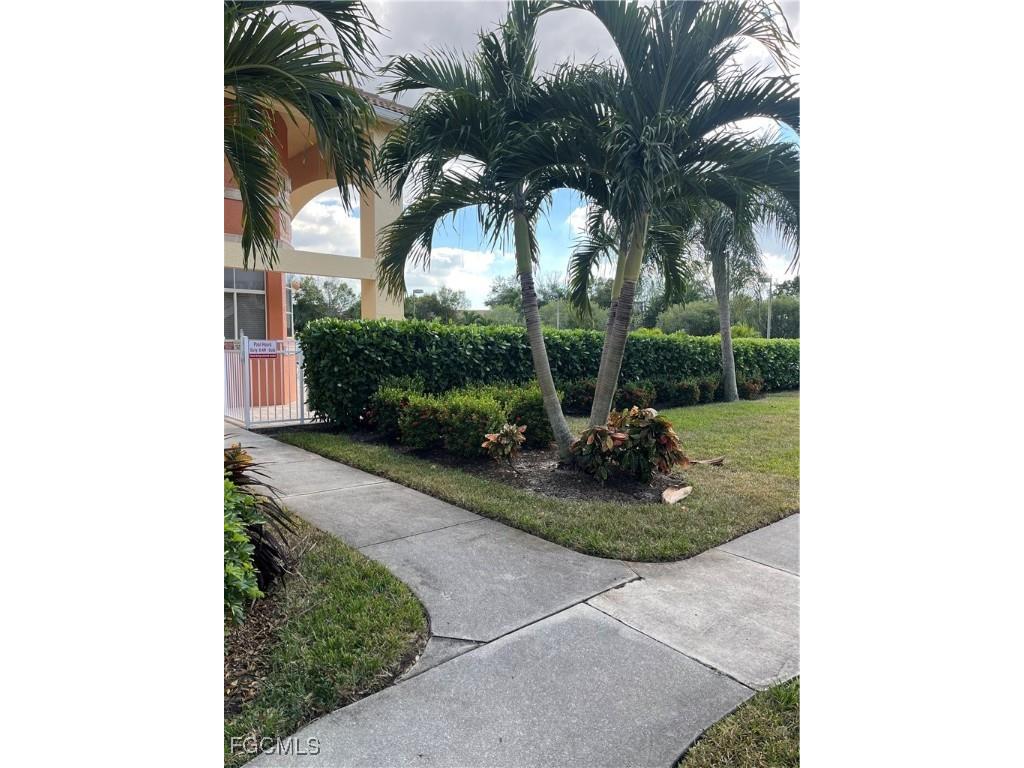 6401 Aragon Way #107 Fort Myers FL 33966 2025019473 image20