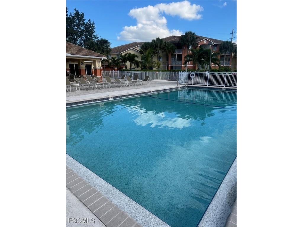 6401 Aragon Way #107 Fort Myers FL 33966 2025019473 image21