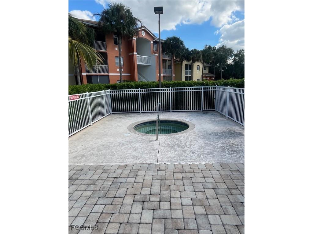 6401 Aragon Way #107 Fort Myers FL 33966 2025019473 image22