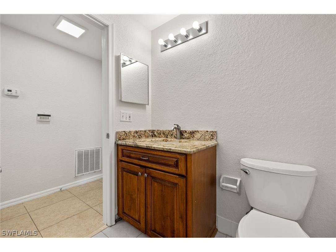 6401 Aragon Way #204 Fort Myers FL 33966 226009574 image19