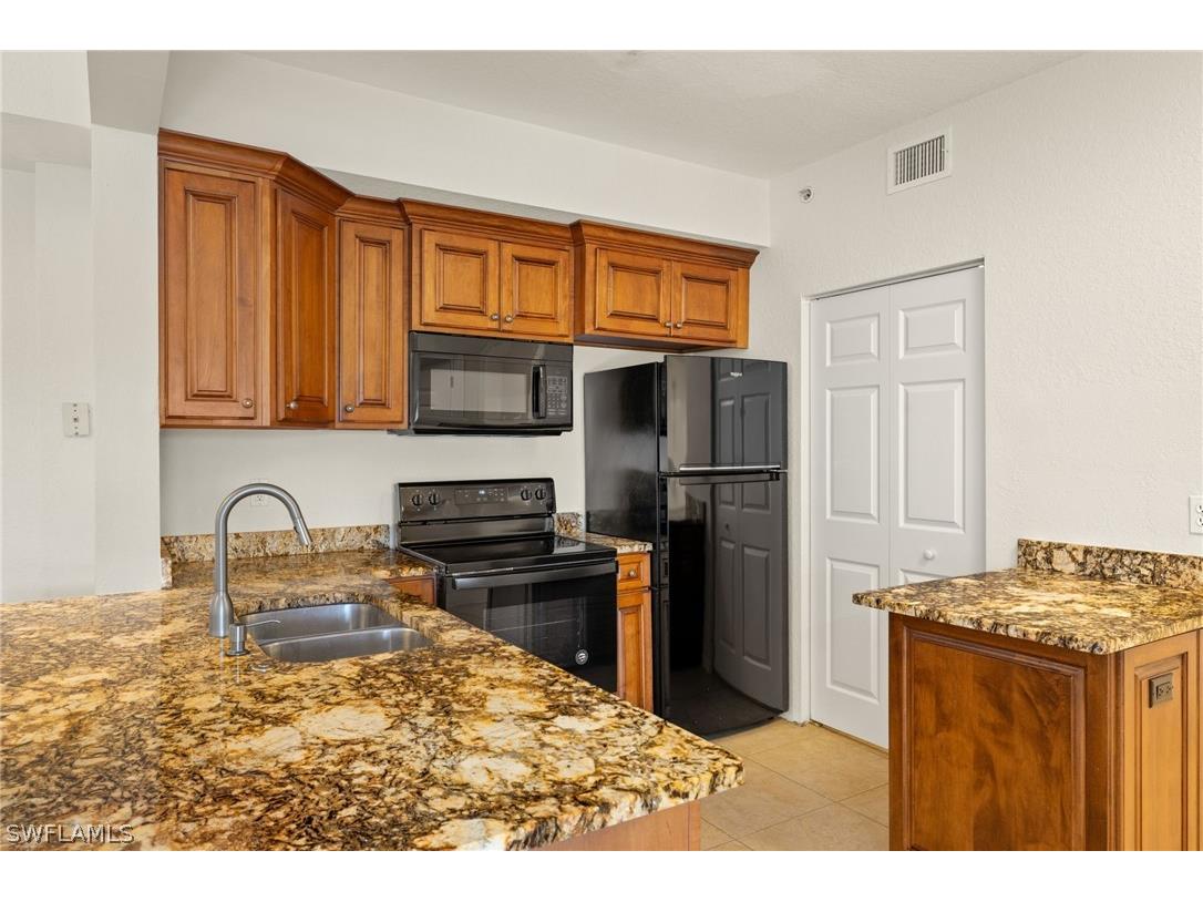 6401 Aragon Way #204 Fort Myers FL 33966 226009574 image8