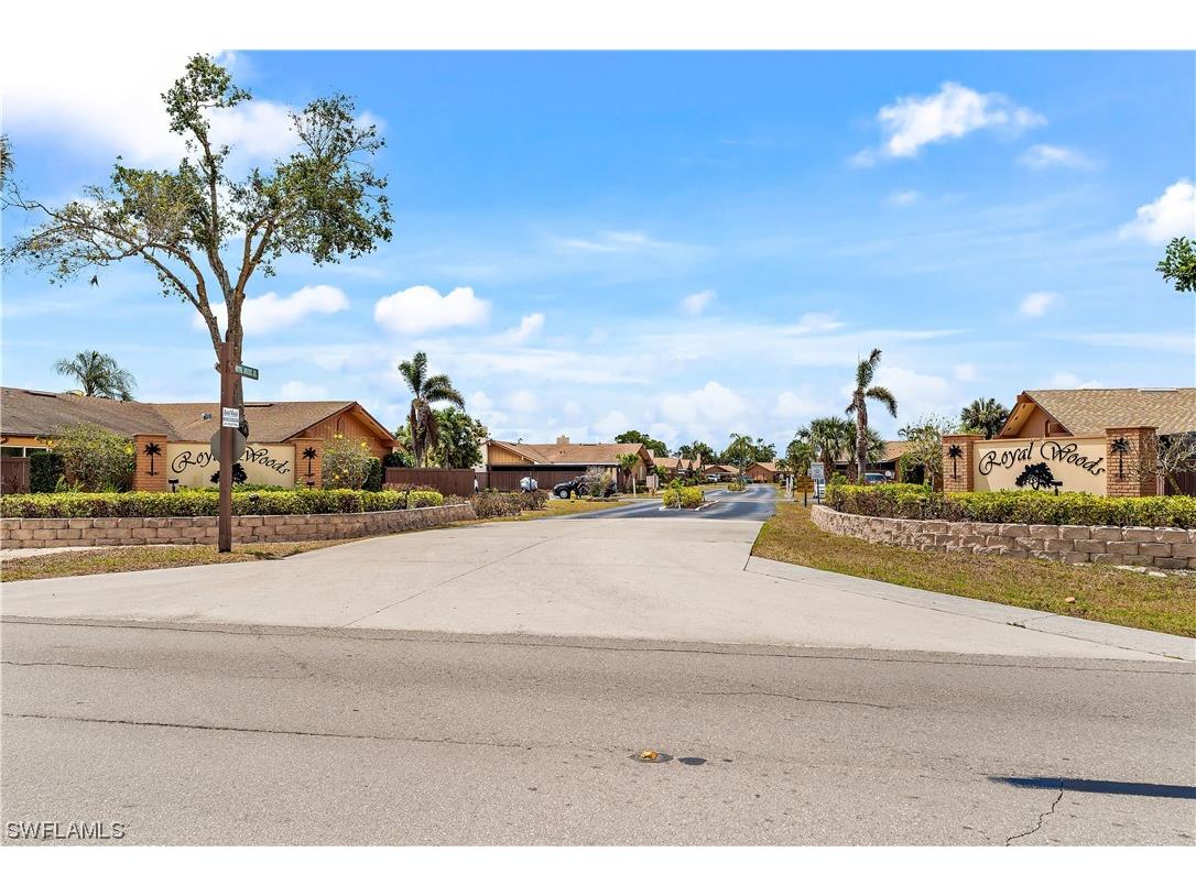 6404 Royal Woods Drive Fort Myers FL 33908 223026275 image1
