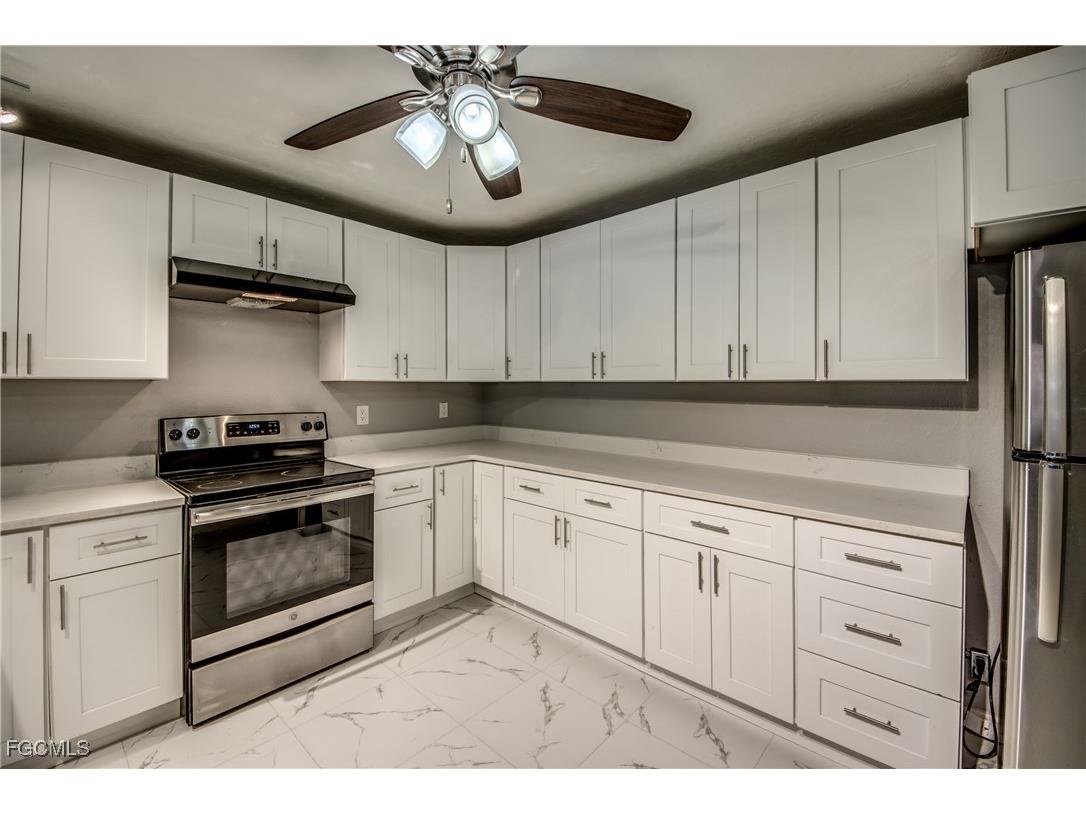 6406 Royal Woods Drive Fort Myers FL 33908 2026006322 image20