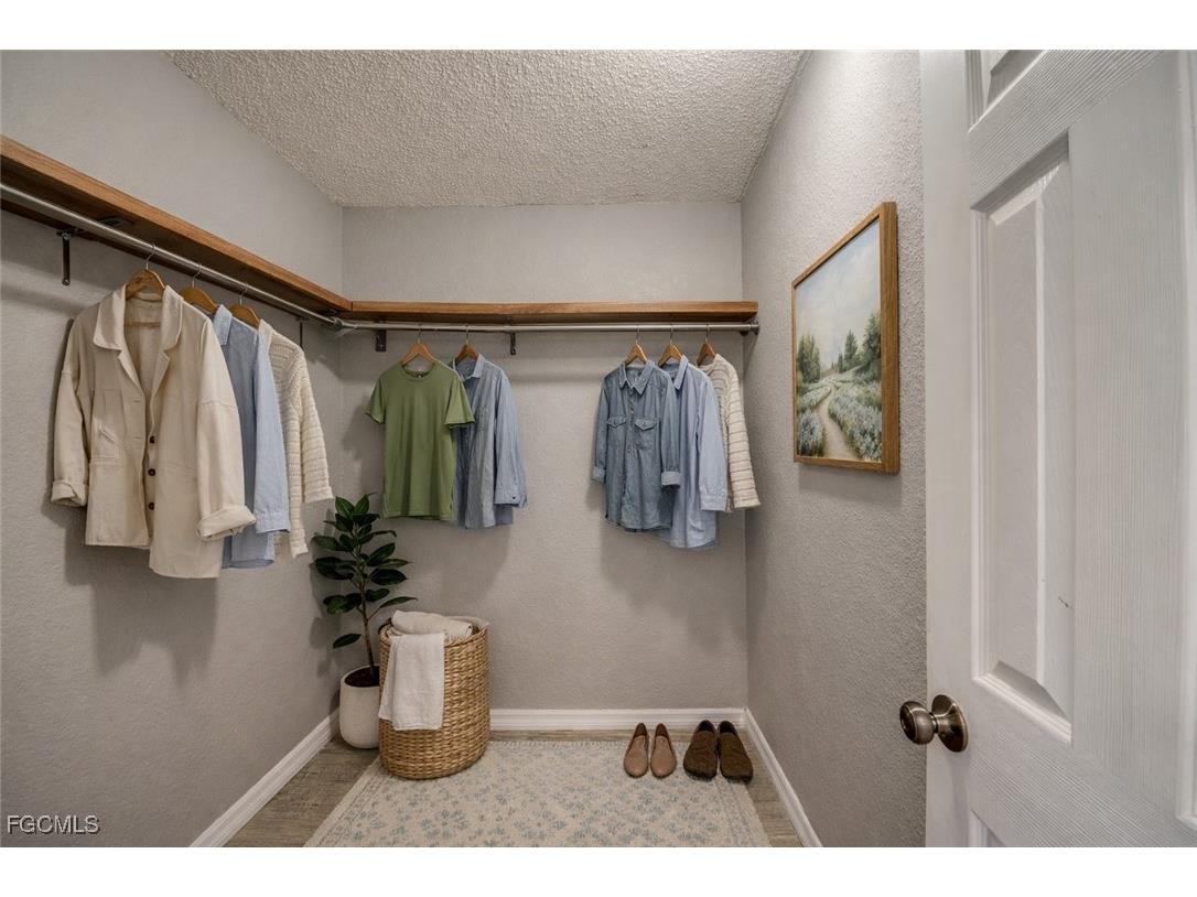 6406 Royal Woods Drive Fort Myers FL 33908 2026006322 image32