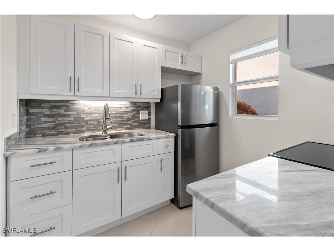 641 12th Avenue S #641 Naples FL 34102 225082649 image1