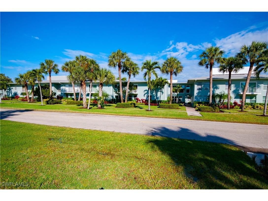 641 12th Avenue S #641 Naples FL 34102 225082649 image19