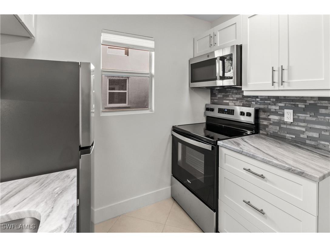 641 12th Avenue S #641 Naples FL 34102 225082649 image3