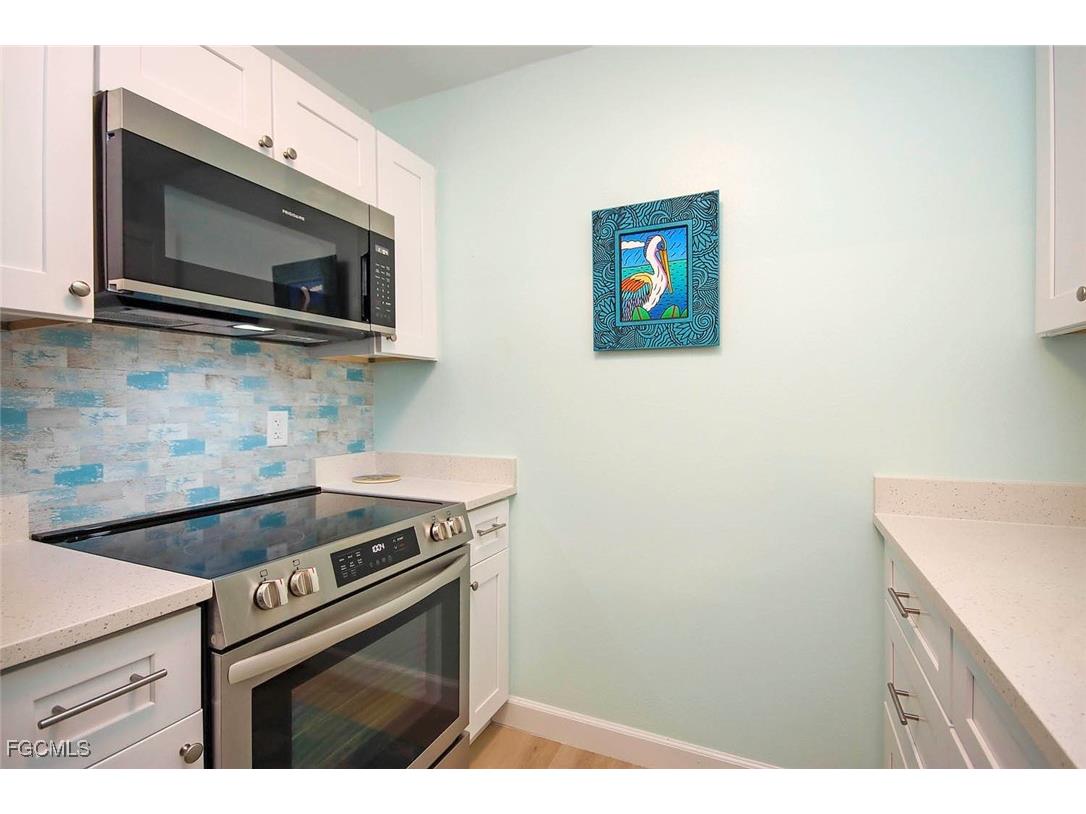 641 Periwinkle Way #A3 Sanibel FL 33957 2025002399 image11