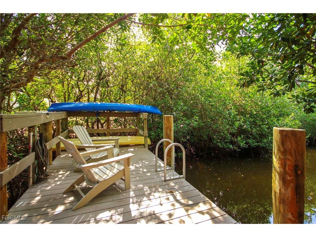 641 Periwinkle Way #A3 Sanibel FL 33957 2025002399 image3