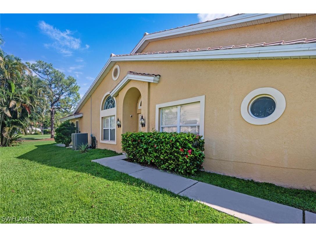 641 Saint Andrews Boulevard #108-1 Naples FL 34113 226011905 image4