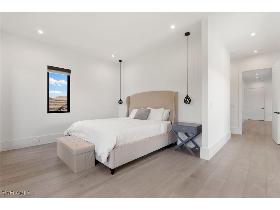 641 Starboard Drive Naples FL 34103 225078834 image13